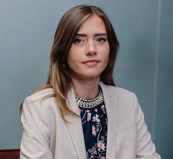 Asistente Legal Galina Romanov